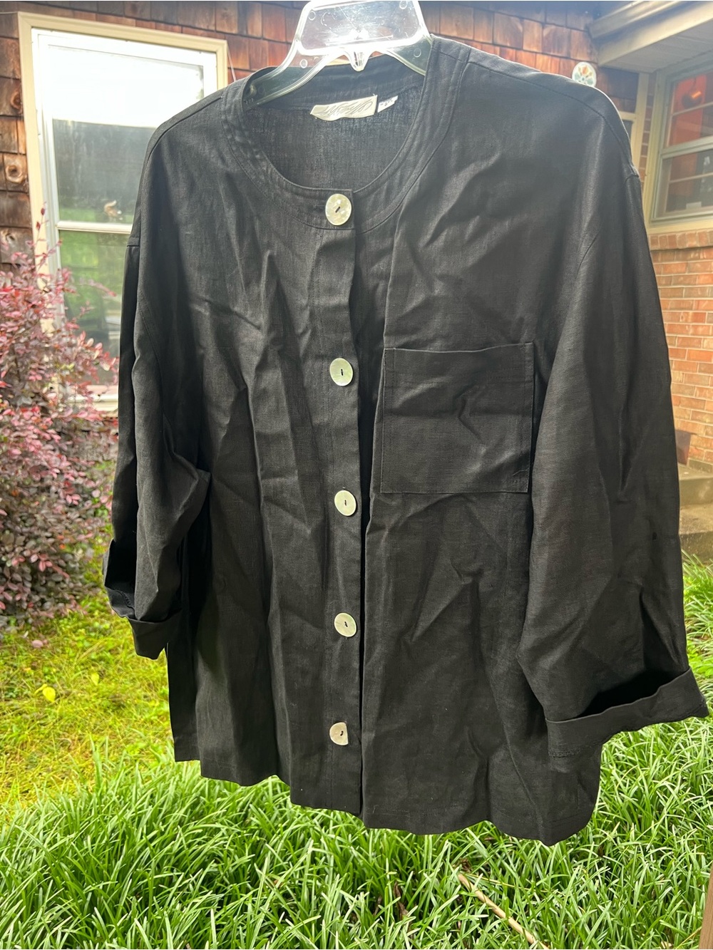 Women’s Linen Button Up